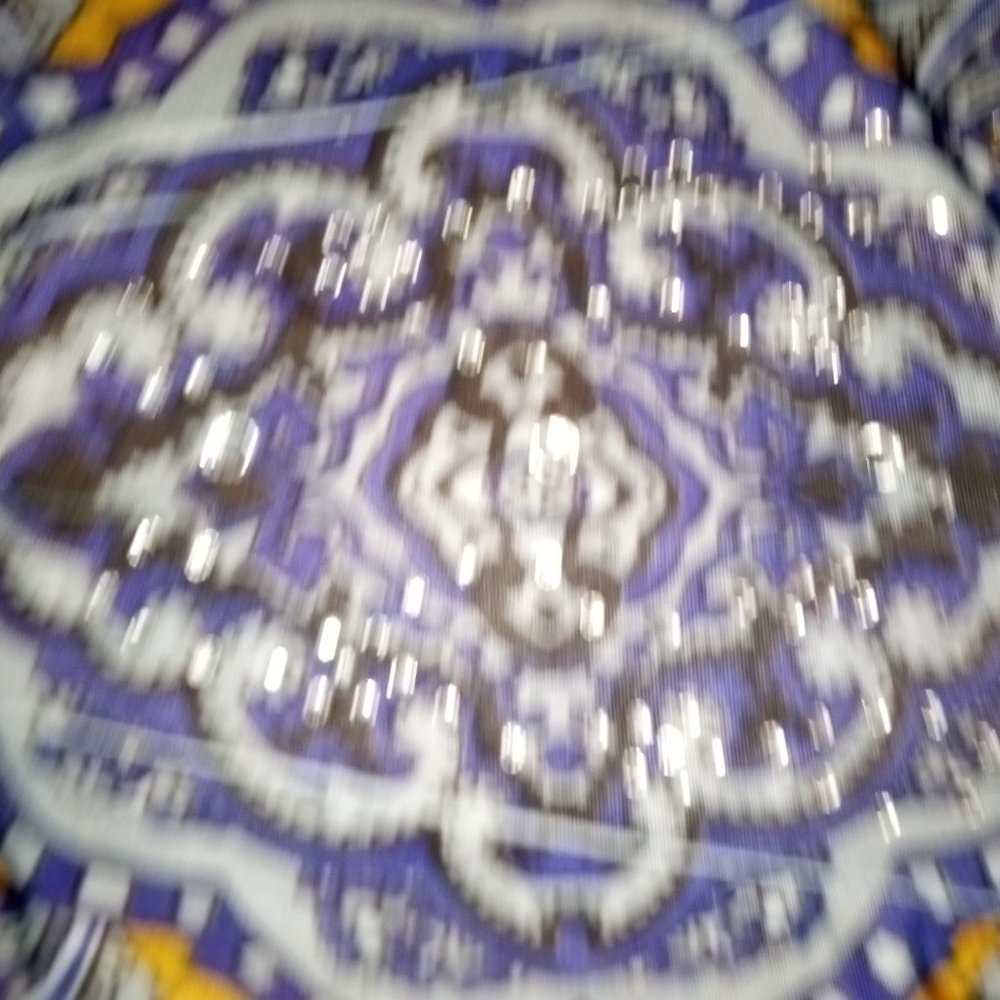 Beautiful Spring Blouse - Picture 2 of 4